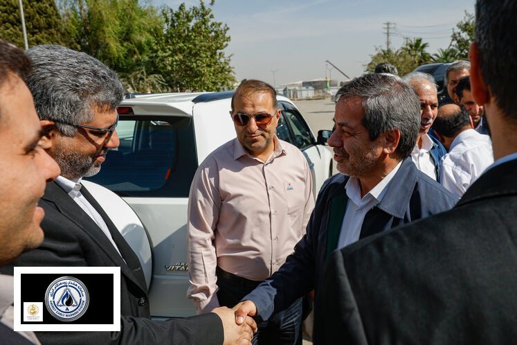 **بازدید بازرس ارشد نفت از روند بازسازی انبار نفت ری و شانا**