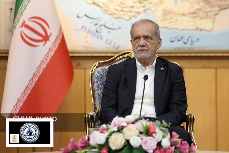 رئیس‌جمهوری ایران در آستانه سفر به روسیه برای شرکت در هشتمین نشست سران مجمع کشورهای صادرکننده گاز (GECF)، بر ضرورت تضمین امنیت انتقال انرژی و مقابله با یک‌جانبه‌گرایی در نظام بین‌ا
