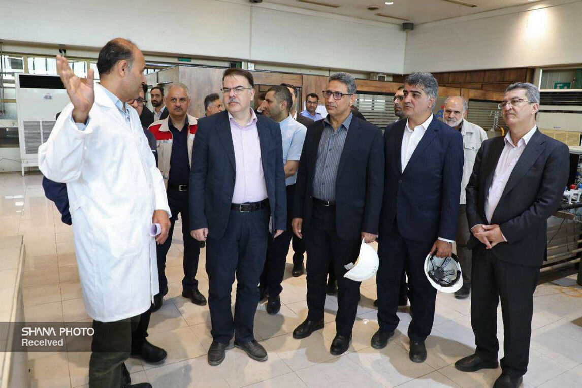 عکاس شانا در قلب بازسازی پتروشیمی‌های ماهشهر